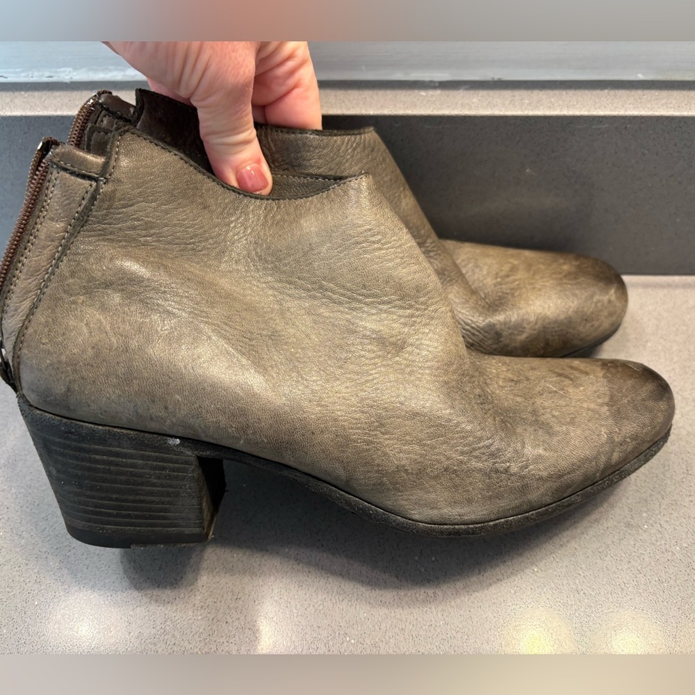 Gidigio leather ankle boots size 38 1/2